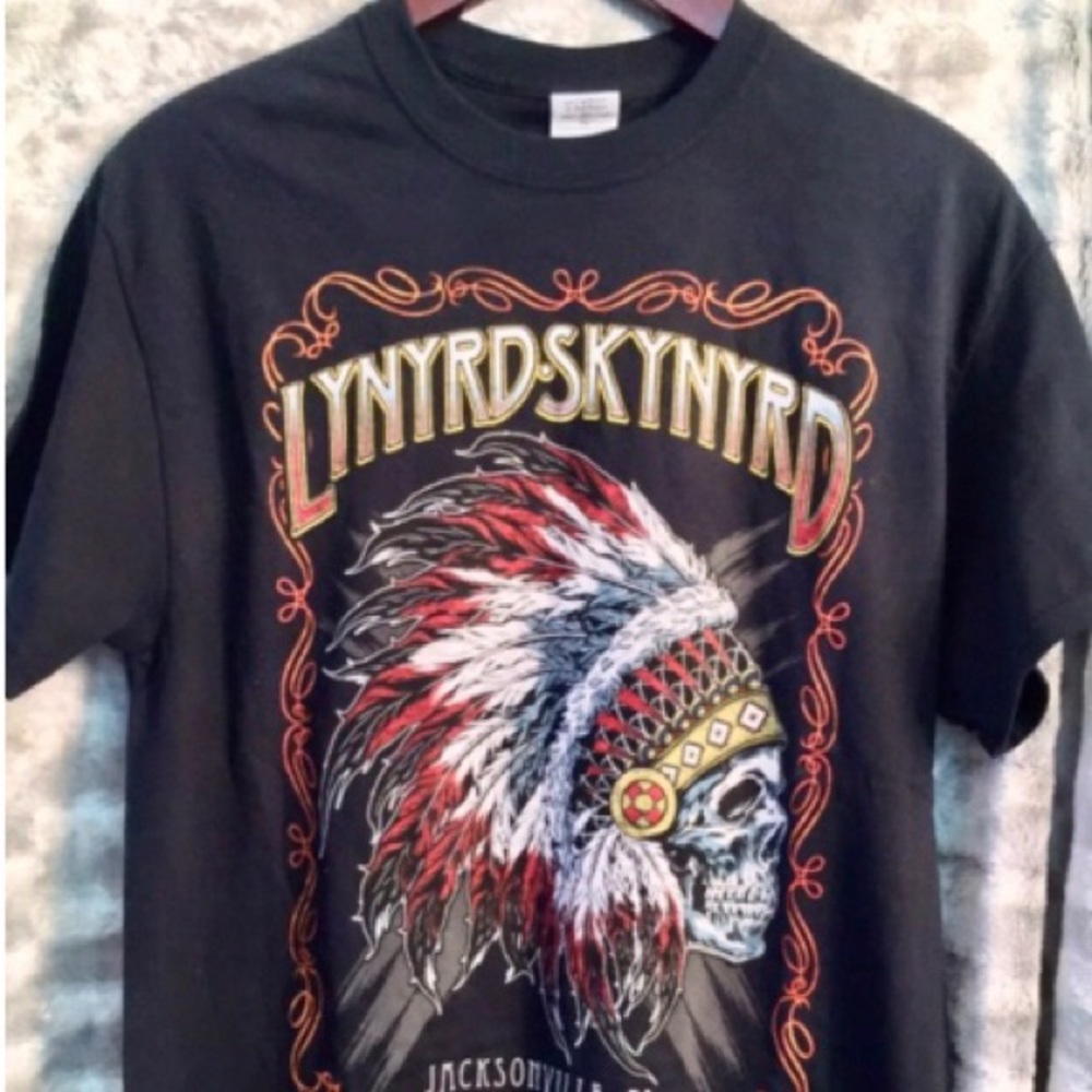 Lynyrd Skynyrd Band Tee size L